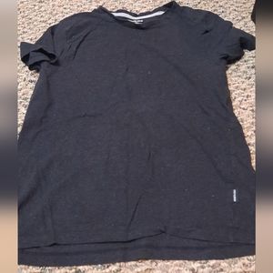 Kenneth Cole Small Black tshirt